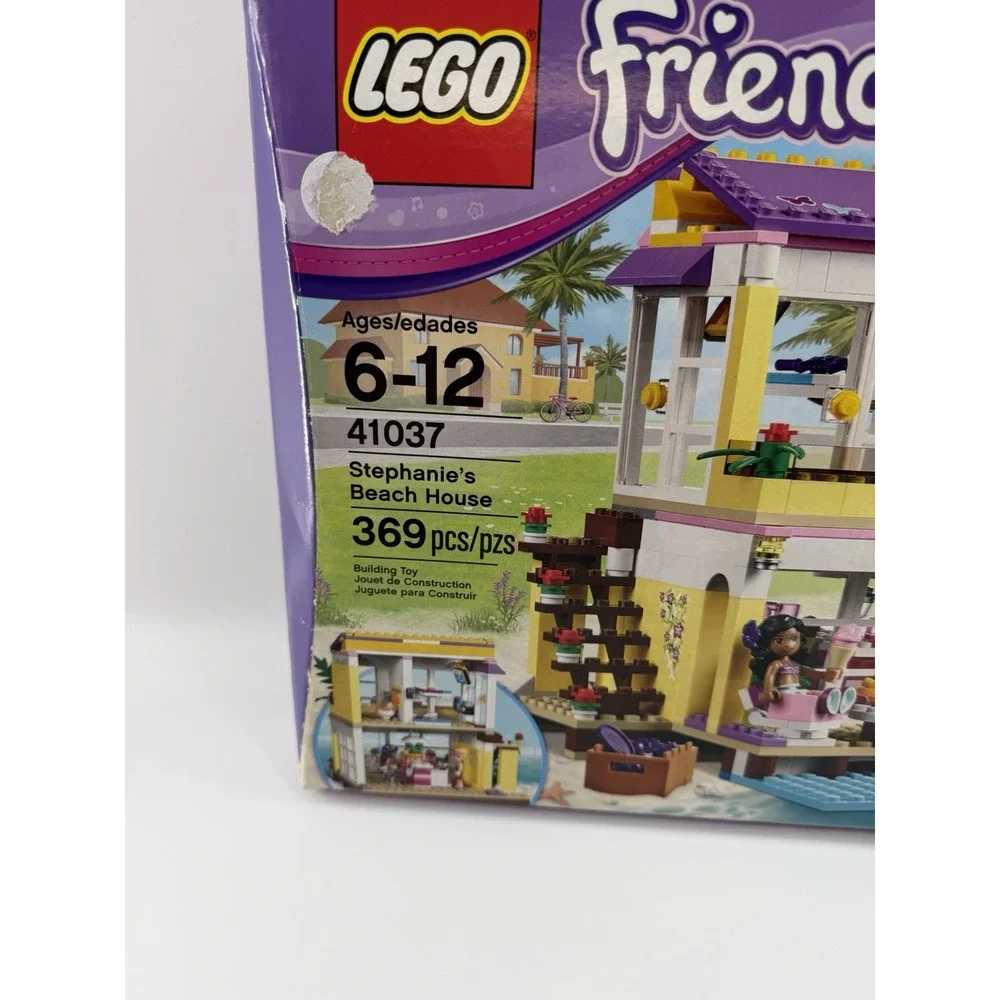 Lego Friends Stephanie's Beach House Set 41037 retired 369 Pieces